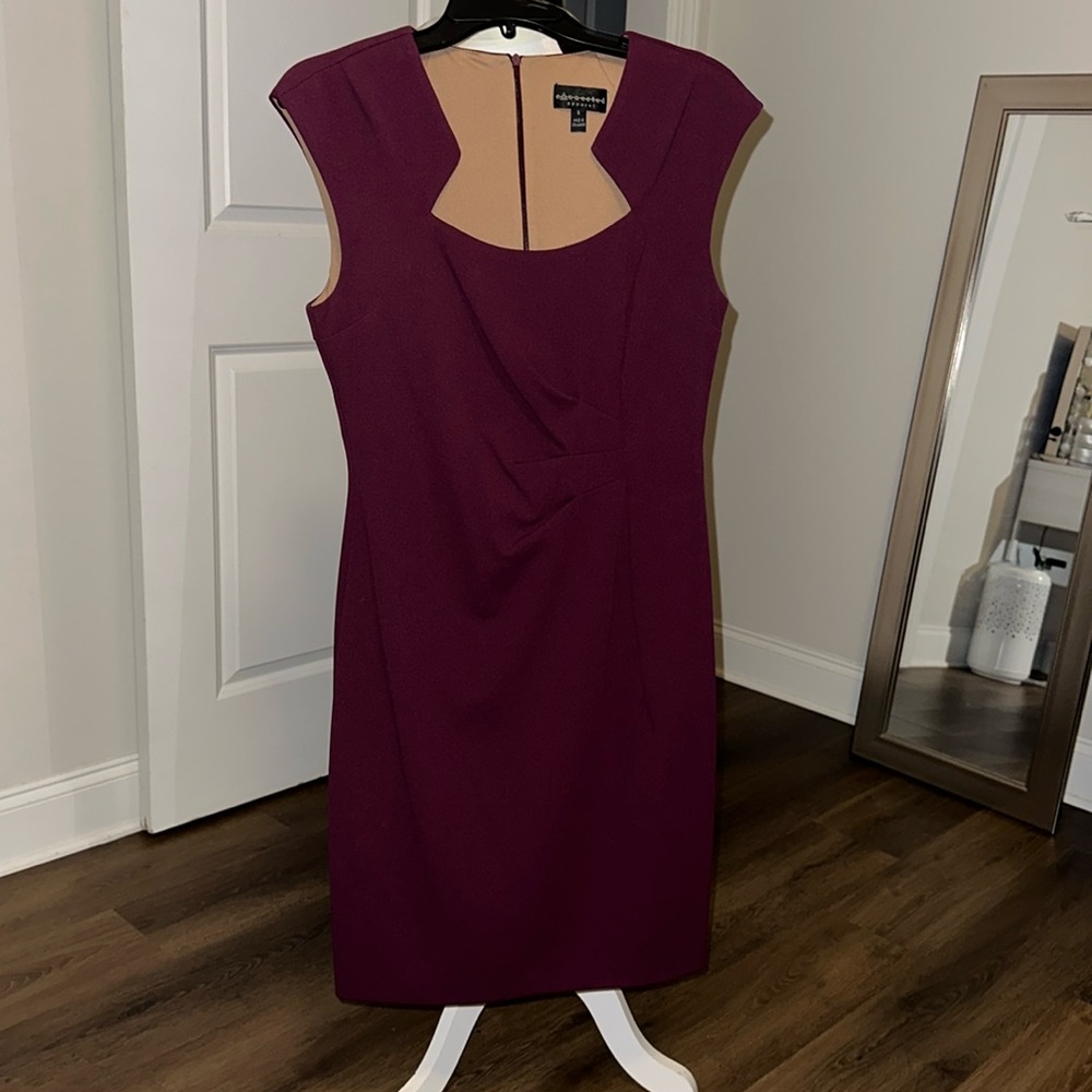 Connected apparel 8 maroon Sheath business dress. NWOT. - Picture 2 of 9
